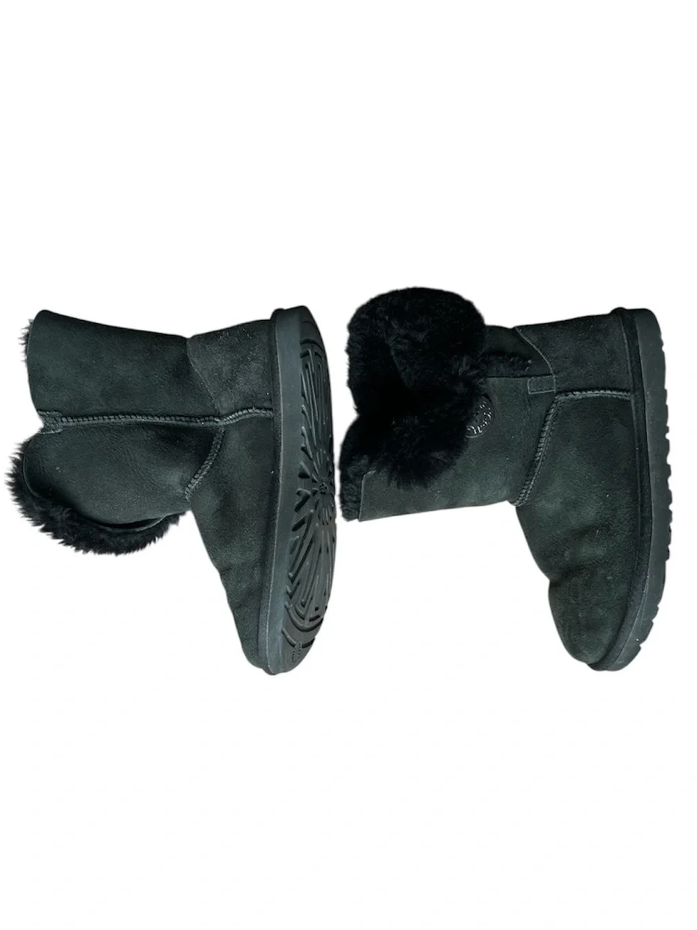 UGG Bailey Button Winter Boots Women’s Size 7